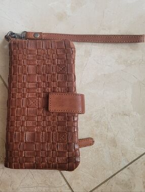 VILENCA HOLLAND WOVEN LEATHER BI-FOLD WALLET CLUTCH WRISTLET Brown Multi Pockets